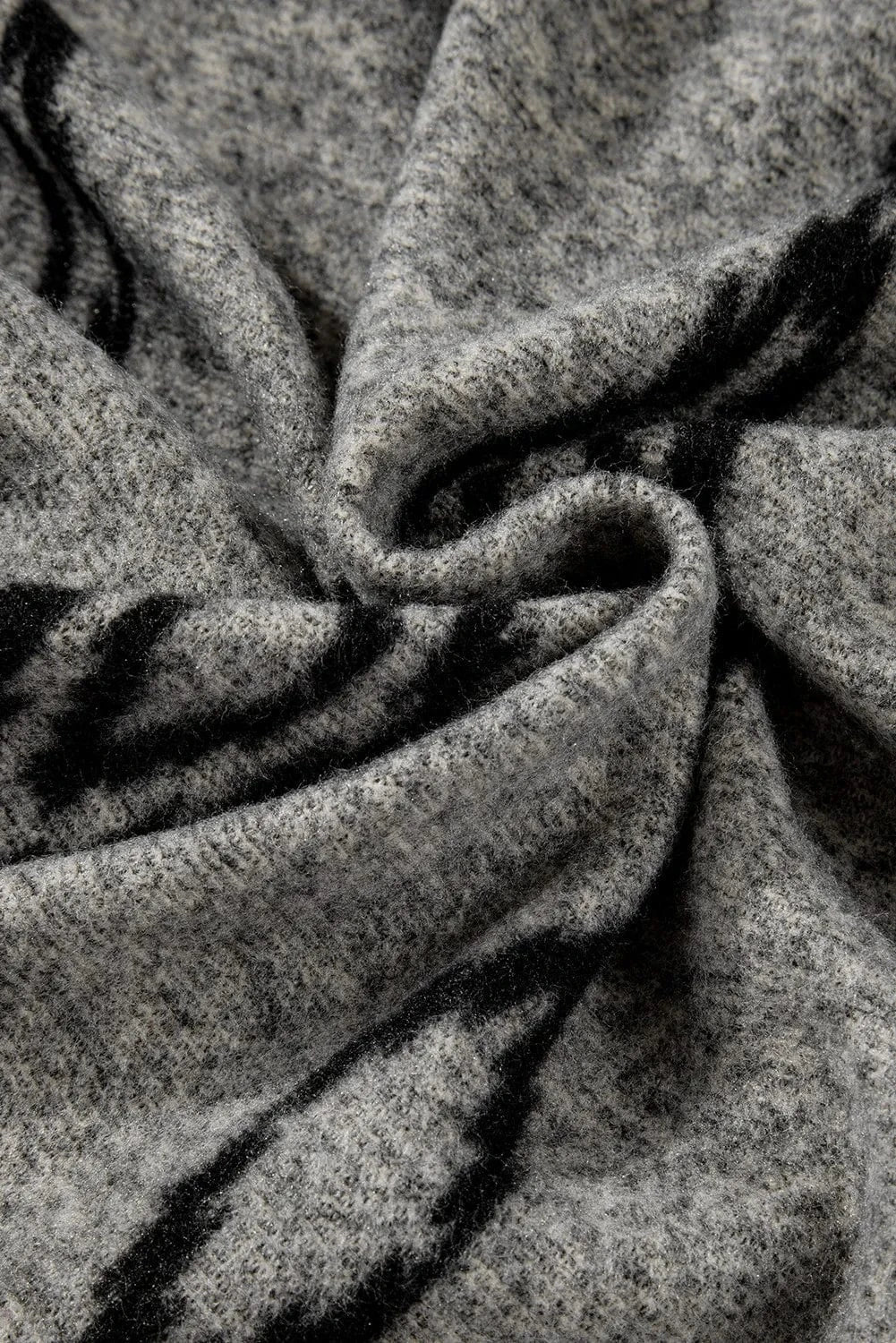 stylub Pocketed Geometric Collared Neck Button Down Shacket