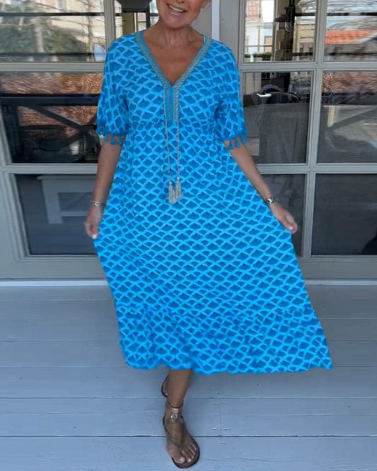 stylub Amelia | V-neck Casual Dress With Print