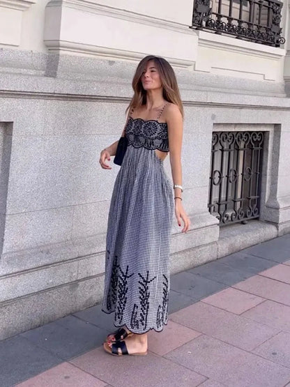 stylub Clara - Chic Gingham Dress