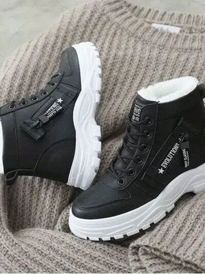 stylub Decorative Zipper Round Toe Platform Boots