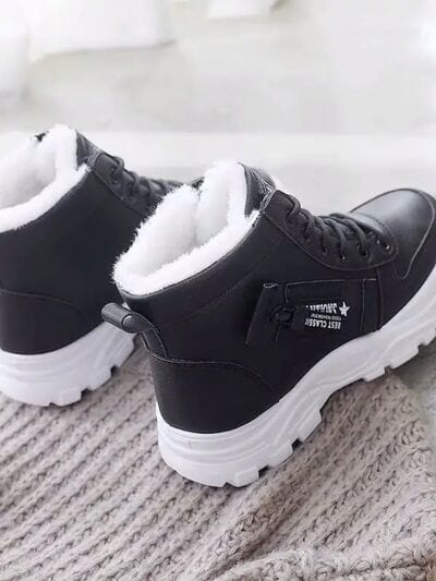 stylub Decorative Zipper Round Toe Platform Boots