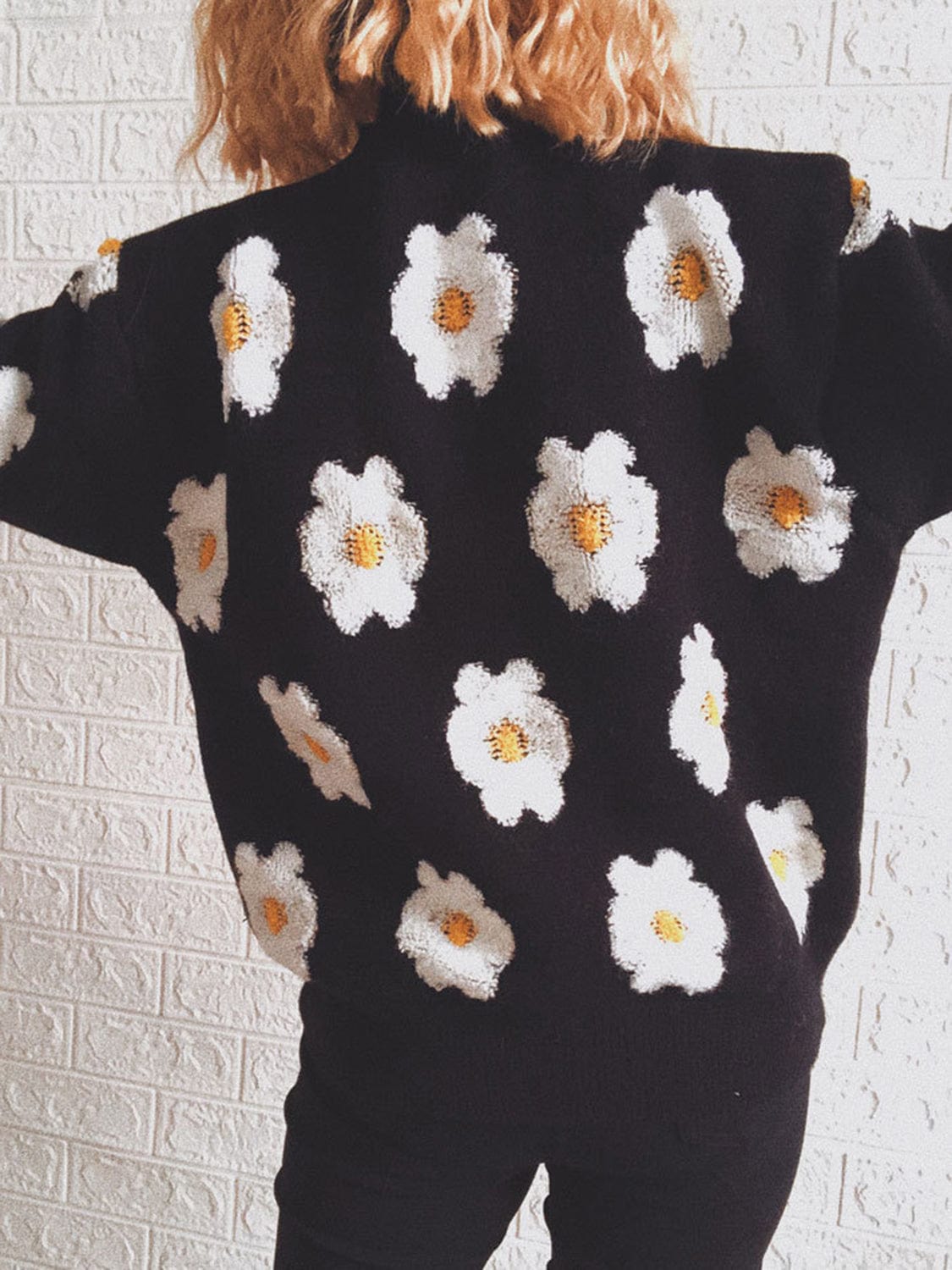 stylub Flower Round Neck Long Sleeve Sweater