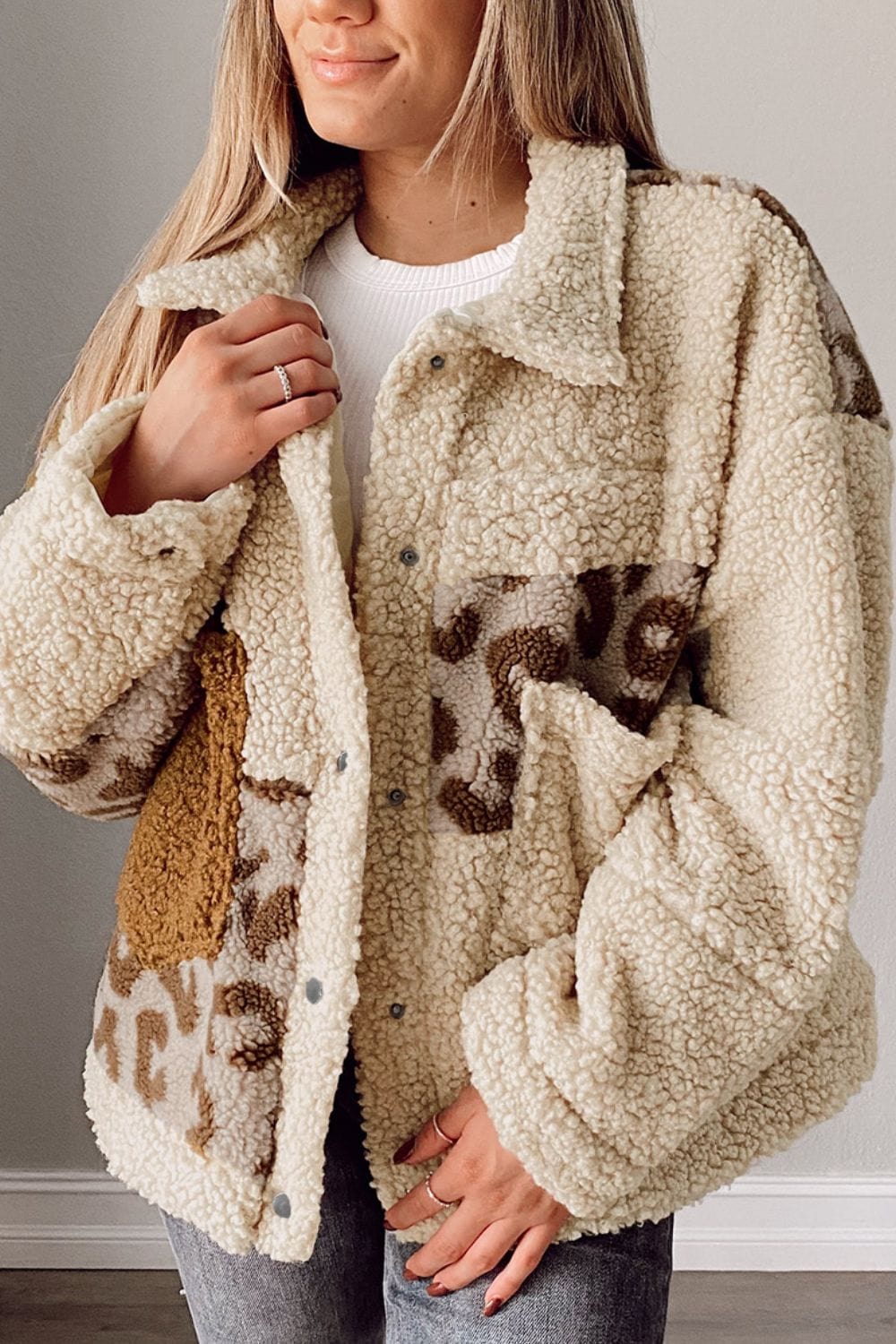 stylub Pocketed Leopard Collared Neck Sherpa Jacket