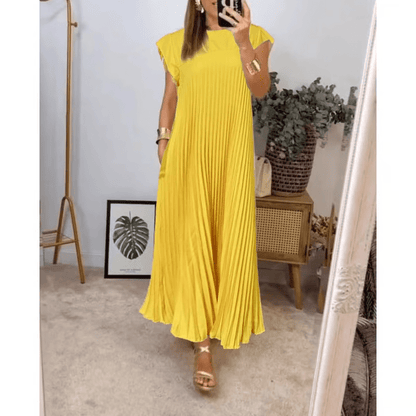 stylub Sorrel - Elegant Spliced Pleated Maxi Dress